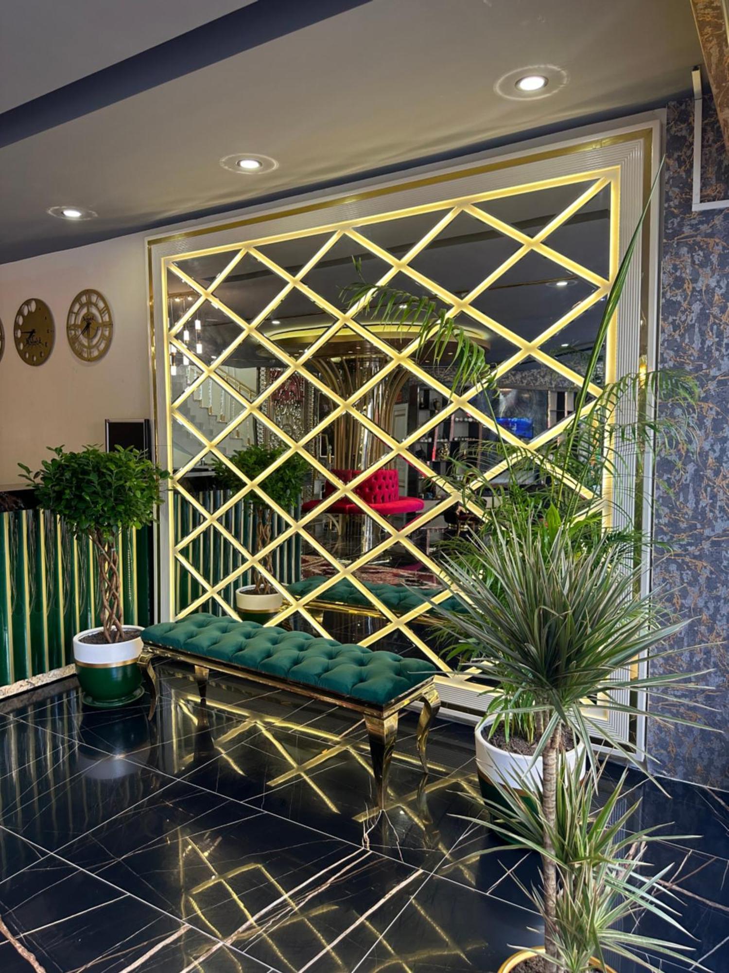 Golden Lux Hotel Анталия Екстериор снимка